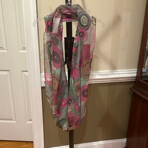 Colorful Geometric Patterned Scarf